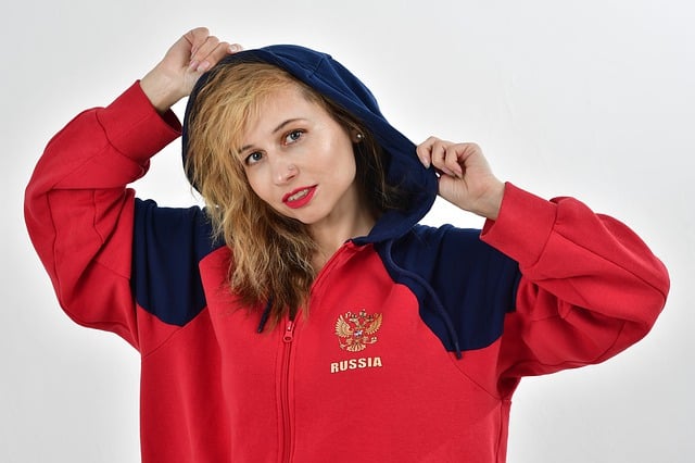 亚当·沃顿的欧冠梦：曼联的挑战与机遇